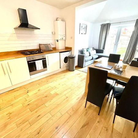Koala & Tree - Renovated 2 Bed Apartment Ideal Location - Short Lets & Serviced Accommodation Cambridge Dış mekan fotoğraf